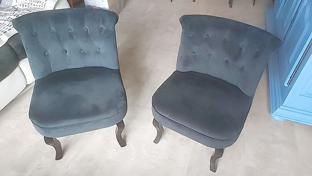 2 petits fauteuils Meubles