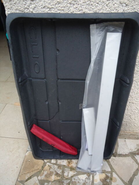 Pi&egrave;ces et &eacute;quipements Voiture Pi&egrave;ces et &eacute;quipements Voiture  occasion Portiragnes 34420