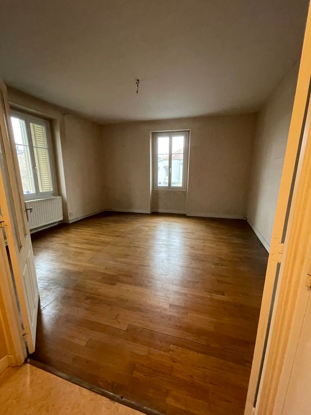 Vente Maison Maison Commerce Centre Ville Piégut-pluviers