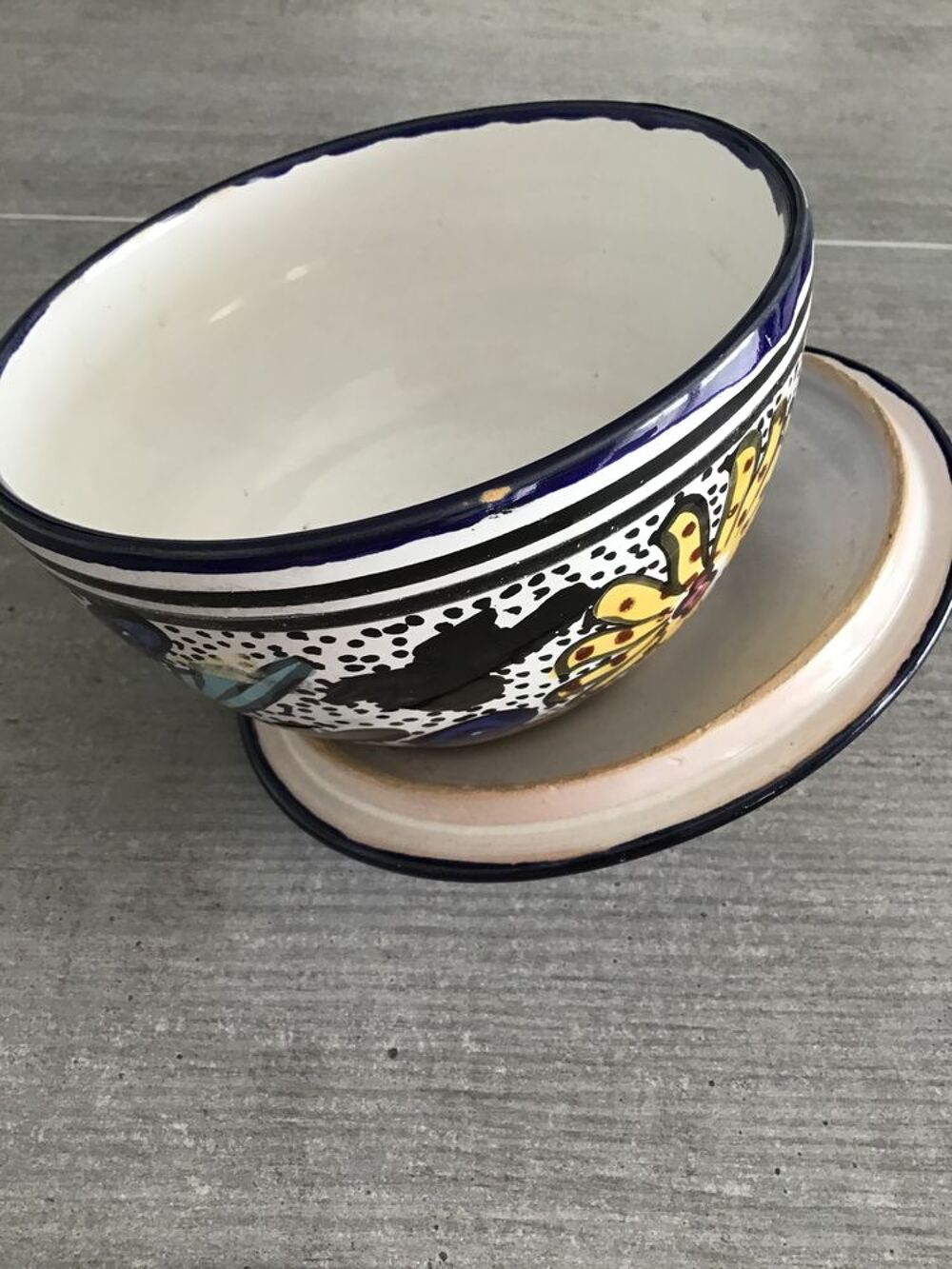 Pot avec couvercle Décoration