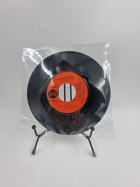 Vinyle 45 tours Claude Ciari : La Playa / Blowin' in the.. 1 Vulbens (74)