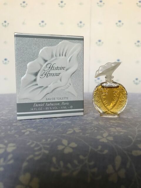 Miniature de parfum 6 Vincennes (94)