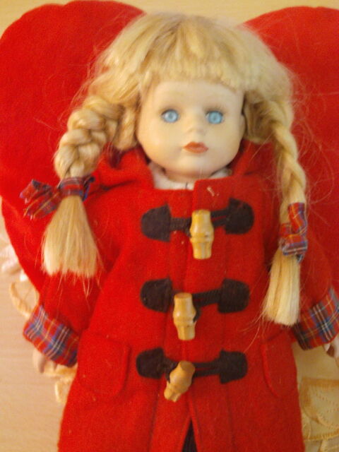 Quatre vieilles poupes porcelaine N 1265 10 Beaune (21)