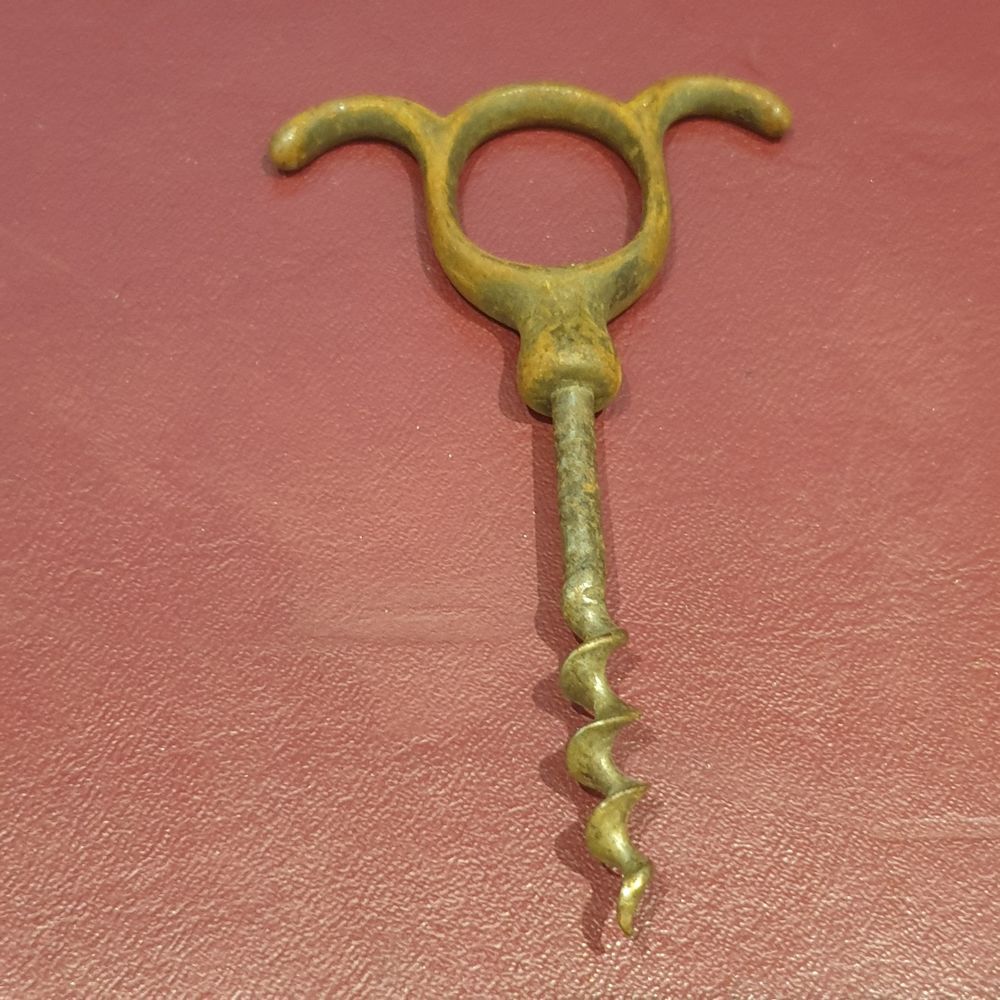 Tire-bouchon " eyebrow " (" sourcils "), 3 doigts 