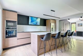  Maison à vendre 8 pièces 351 m²