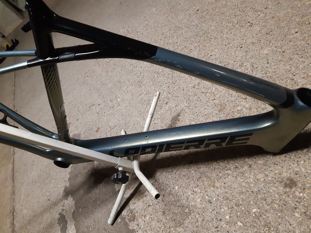 Cadre v&eacute;lo route V�los