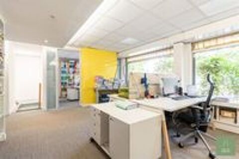   Vente / Local Commercial - 159 m² 