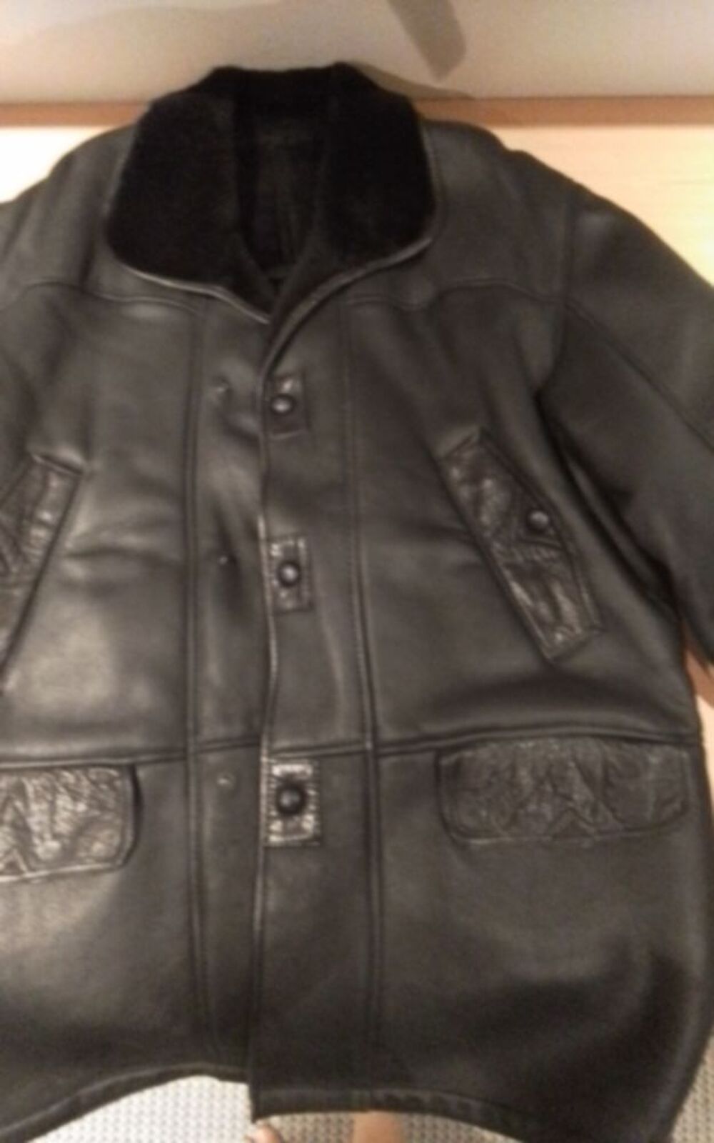 Veste agneau glac&eacute; retourn&eacute; Vêtements
