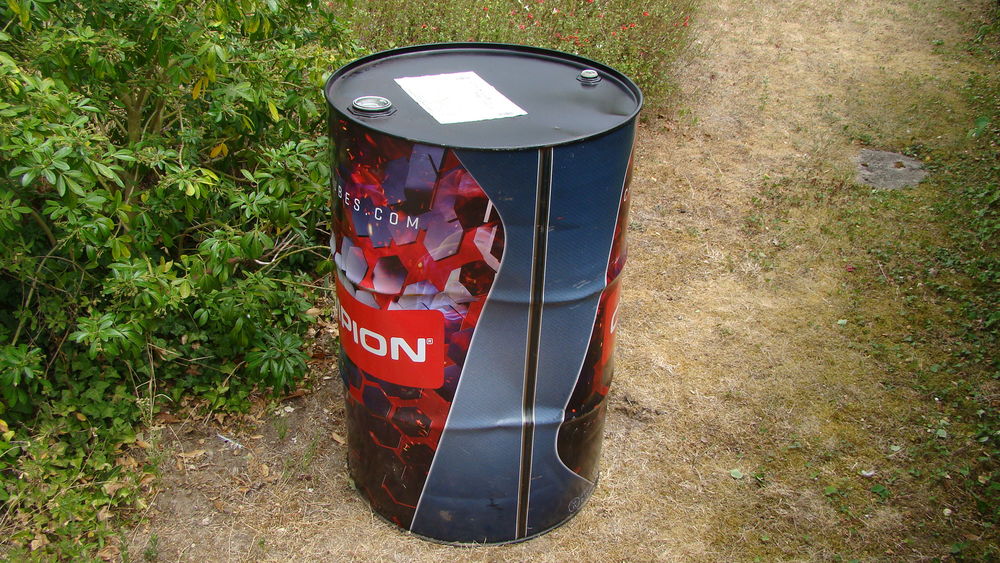 F&ucirc;t / bidon m&eacute;tallique Champion 205 litres
Bricolage