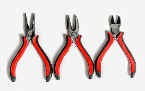 � � Lot de 3 pinces en acier �  robustes et polyvalentes 10 Villemandeur (45)