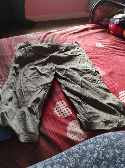 A vendre10€  bernuda taille 46 pour homme 10 Accolay (89)