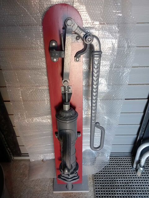 pompe En fonte 80220 Gamaches