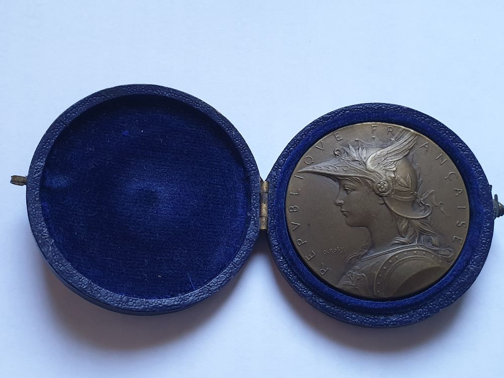 M&eacute;daille Cuivre dans son &eacute;crin d'origine velour 
