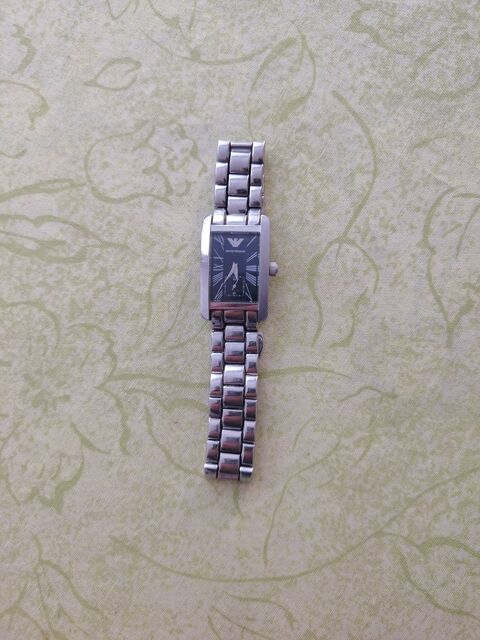 Montre emporio ARMANI. 100 Rosny-sous-Bois (93)