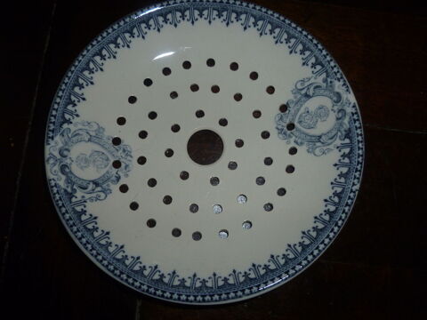 Ensemble d'objet de toilette tr�s ancien 60 Gar�oult (83)