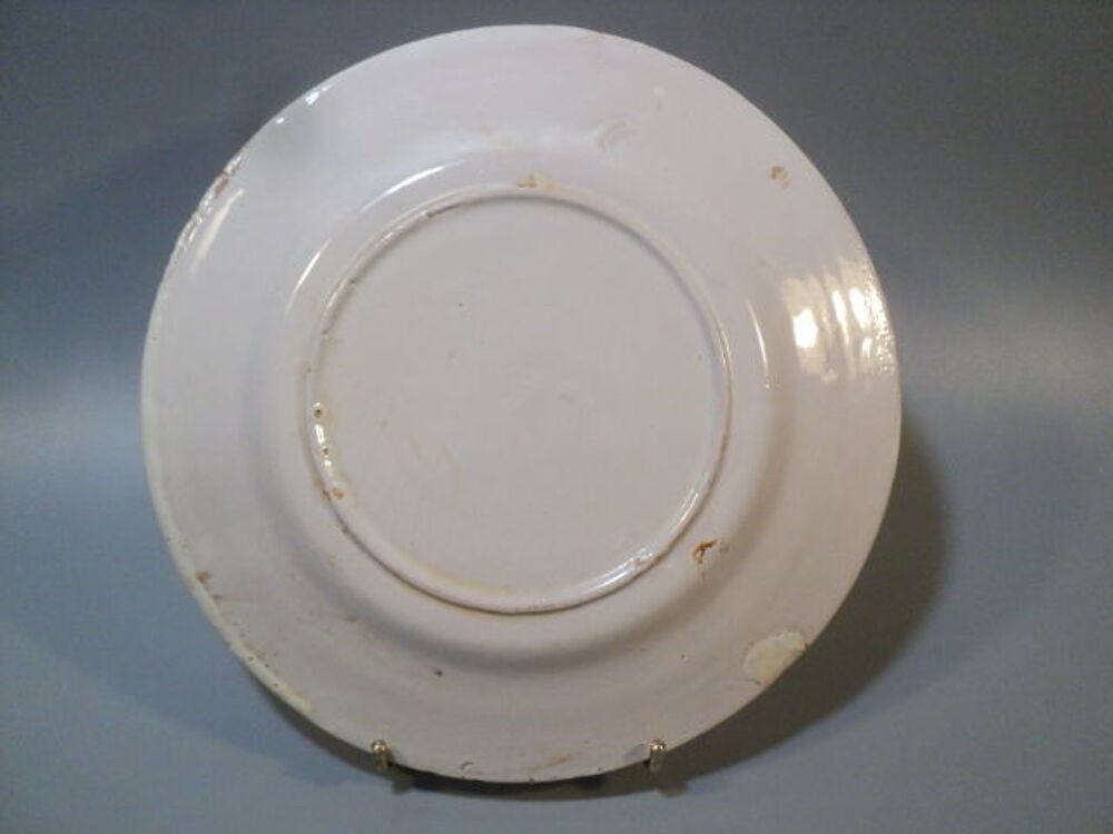 Ancienne Assiette HR Fa&iuml;ence Henriot Quimper Femme Décoration