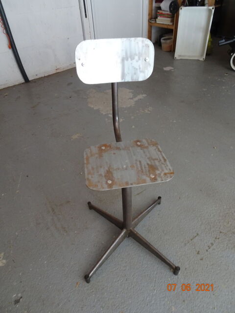 Chaises/tabourets industrielles 35 La Baule-Escoublac (44)