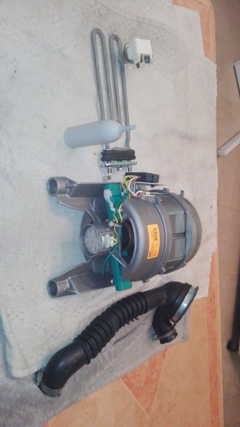 moteur machine &agrave; maver brandt 7 kg Electroménager