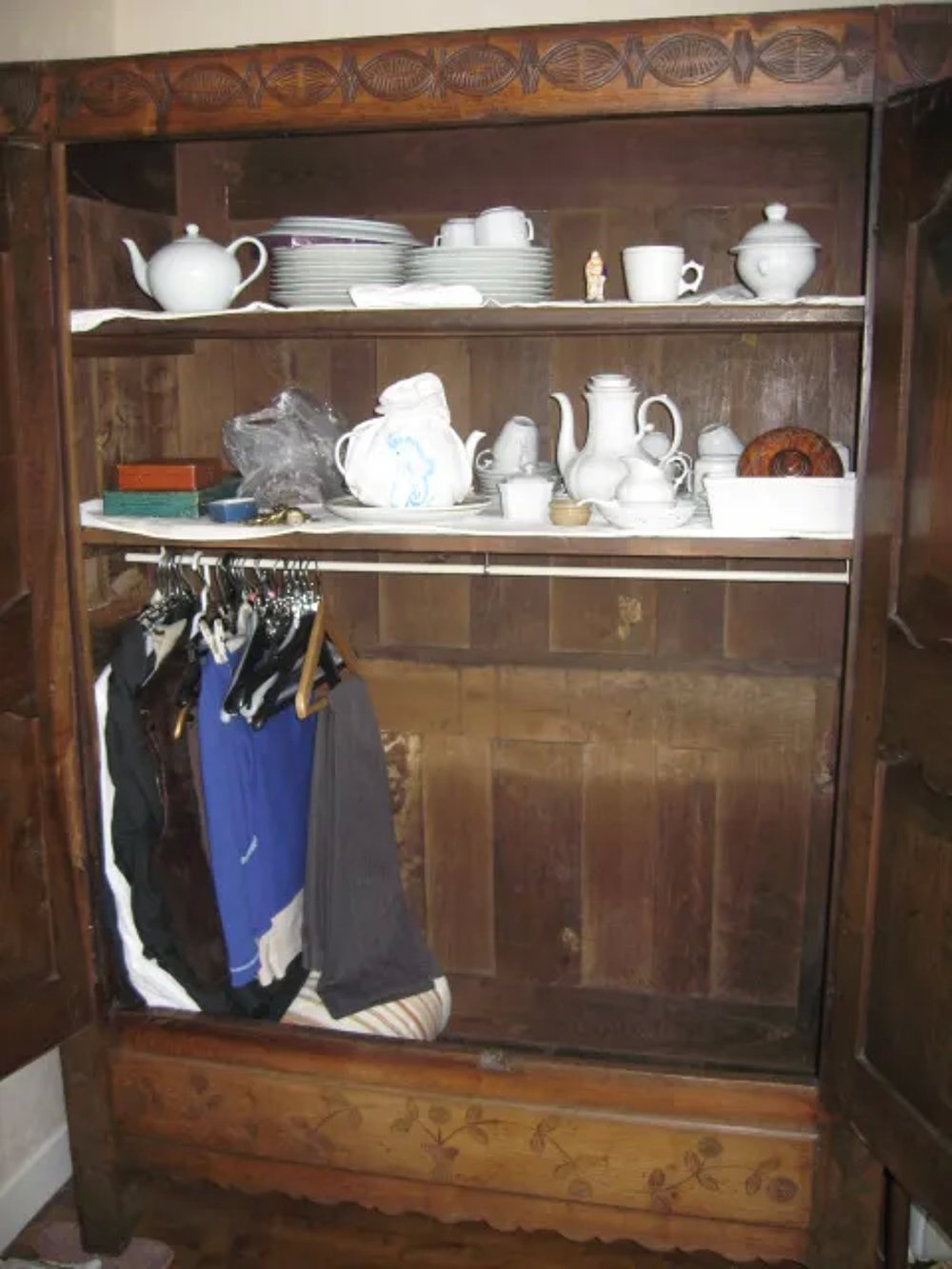 Armoire bretonne du XIX&egrave;me Meubles