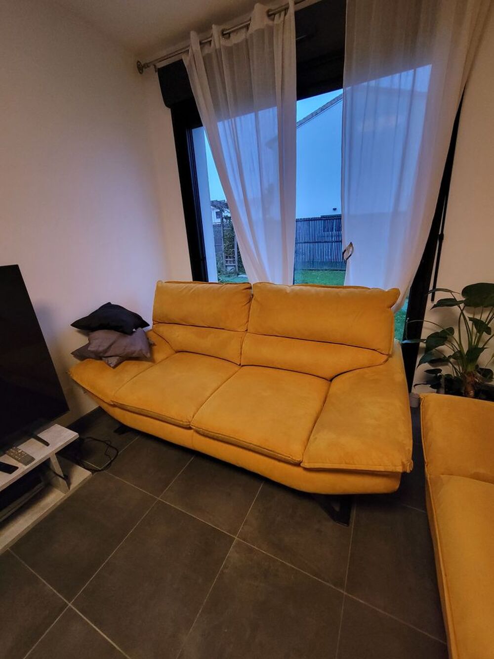 Canap&eacute; 
Meubles