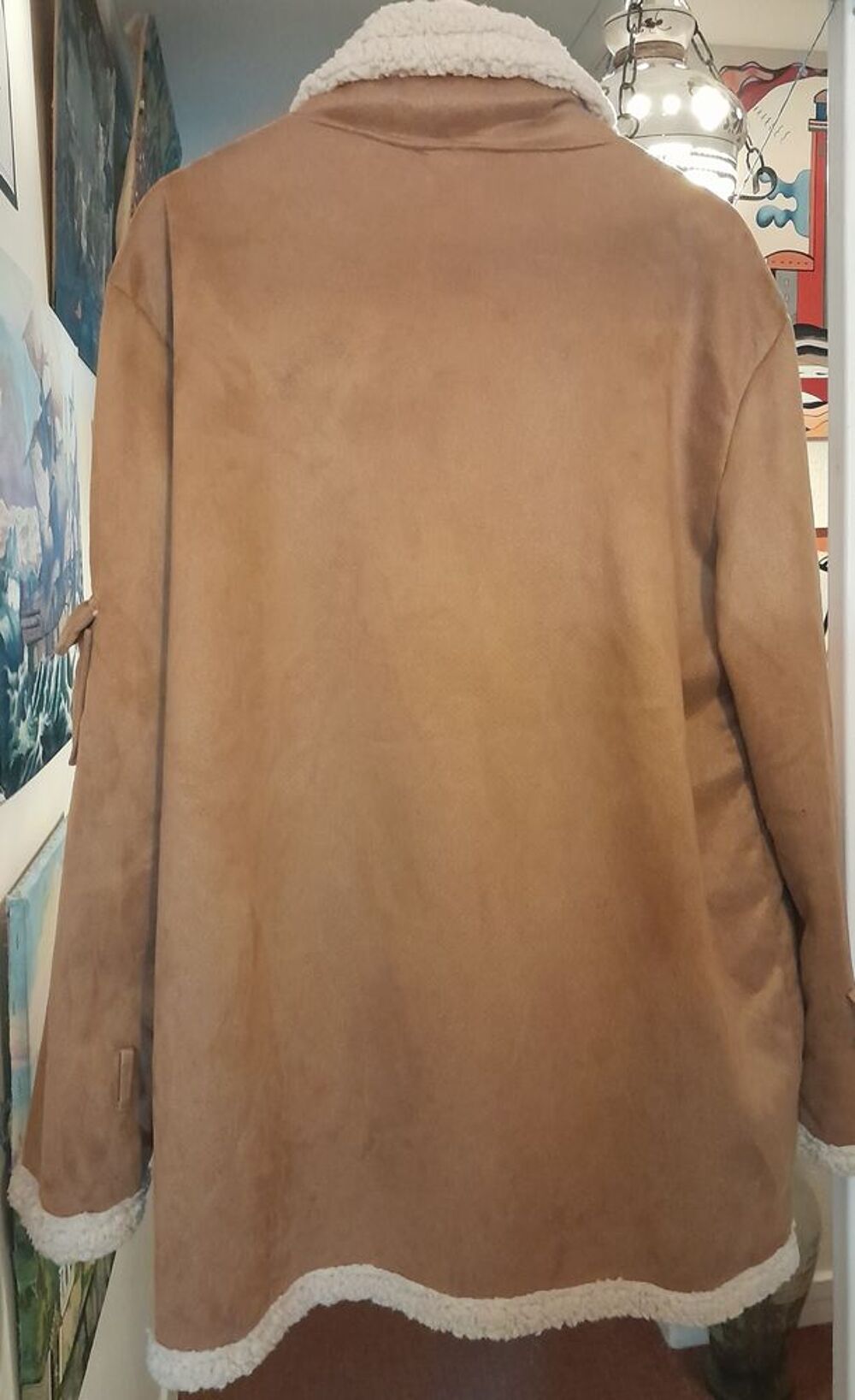 Manteau en su&eacute;dine couleur daim Vêtements