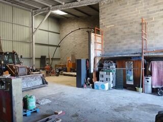  Propri�t�/ch�teau � vendre 2 pi�ces 700 m�