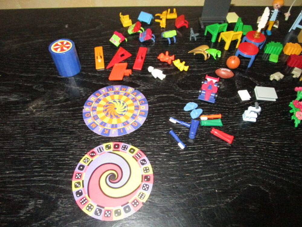 LOT PLAYMOBIL DIVERS ACCESSOIRES Jeux / jouets
