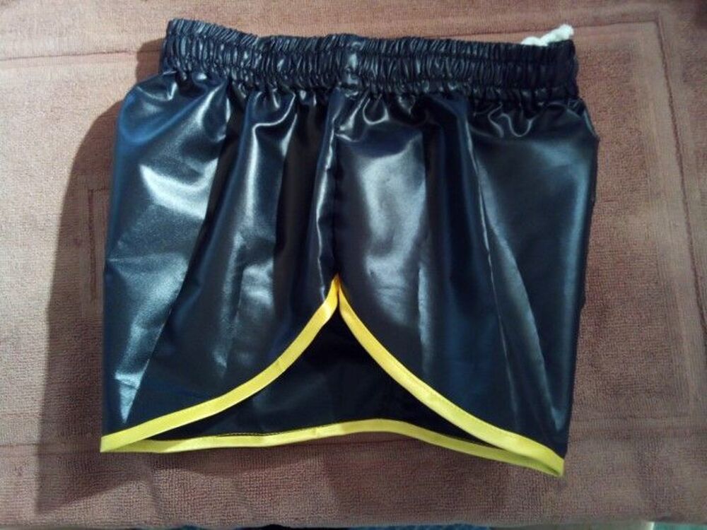 Short Nylon Polyamide Noir/Jaune Vintage S 40 D3 30in Vêtements