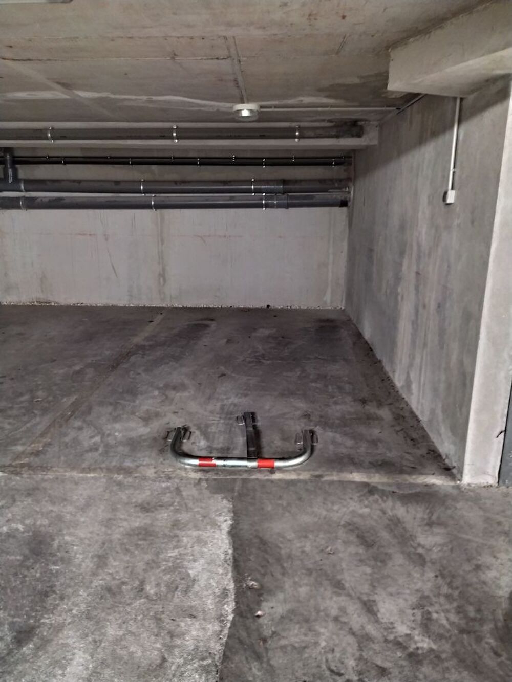 Location Parking/Garage Place de parking en sous-sol La Serinette TOULON Toulon