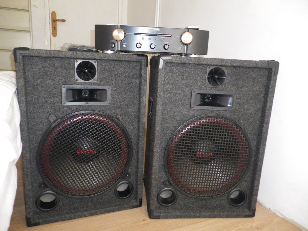 
Ampli Marantz PM 5003 et 2 enceintes Hi-Tech de 500W Audio et hifi