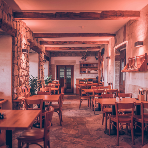FDC Restaurant en Nord Ardèche dans village dynamique 62000 