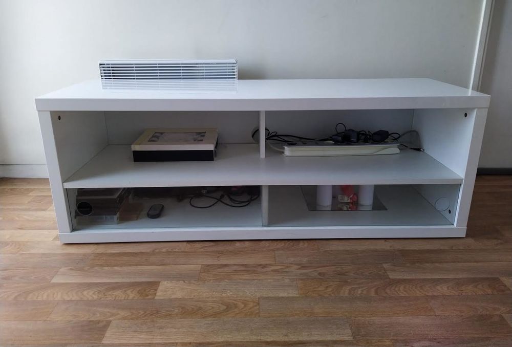 Meuble TV Blanc laqu&eacute; Meubles