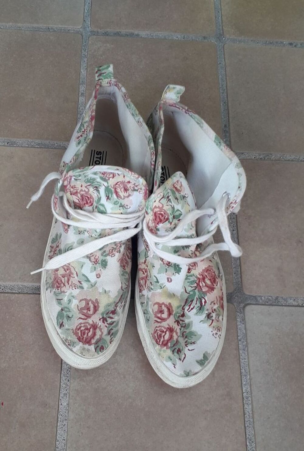 Lot diverses paires de chaussures Chaussures
