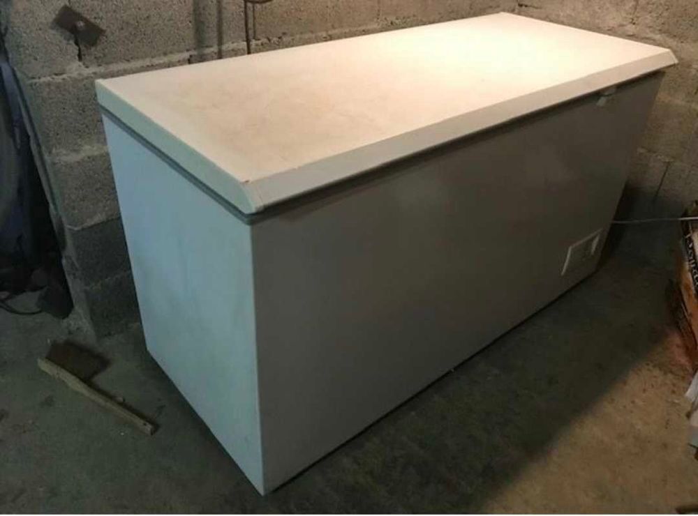 Grand cong&eacute;lateur Brandt 500 L &agrave; vendre avec livraison gratuite &agrave; votre adresse Electroménager