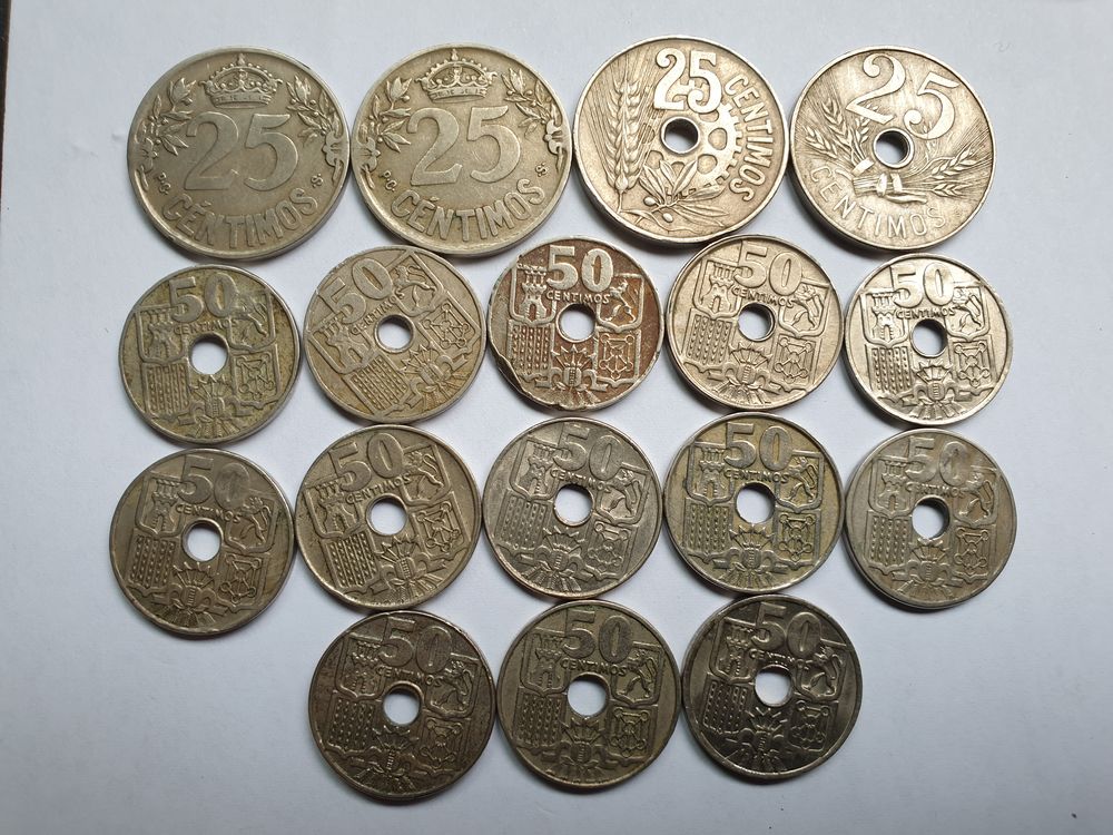 Lot de 17 pi&egrave;ces Espagne 