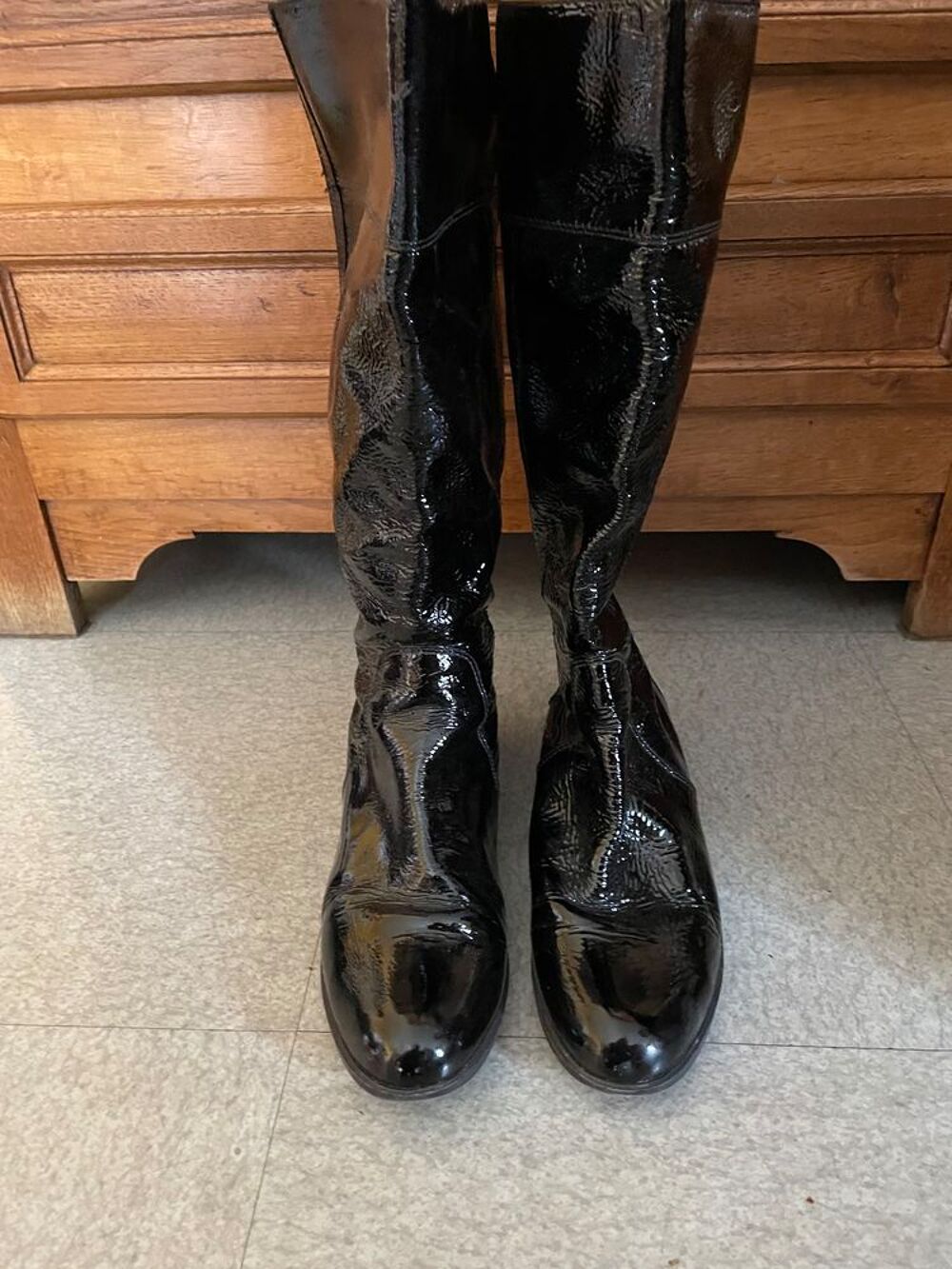 Paire de bottes de marque "Buffalo London" en bon &eacute;tat Chaussures