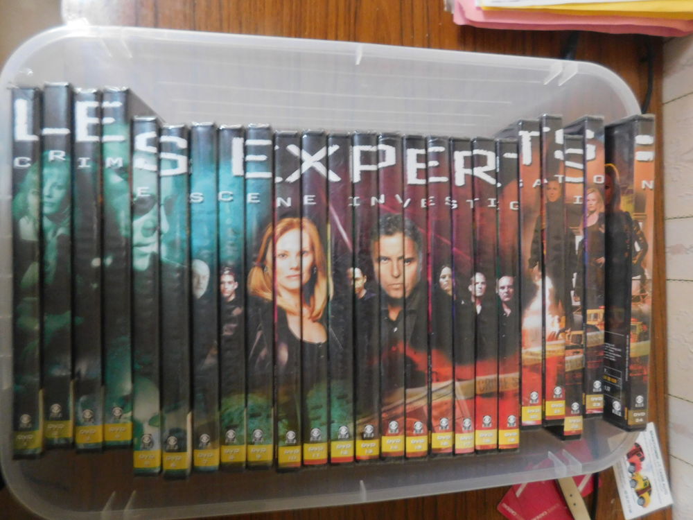 LES EXPERTS DVD DVD et blu-ray