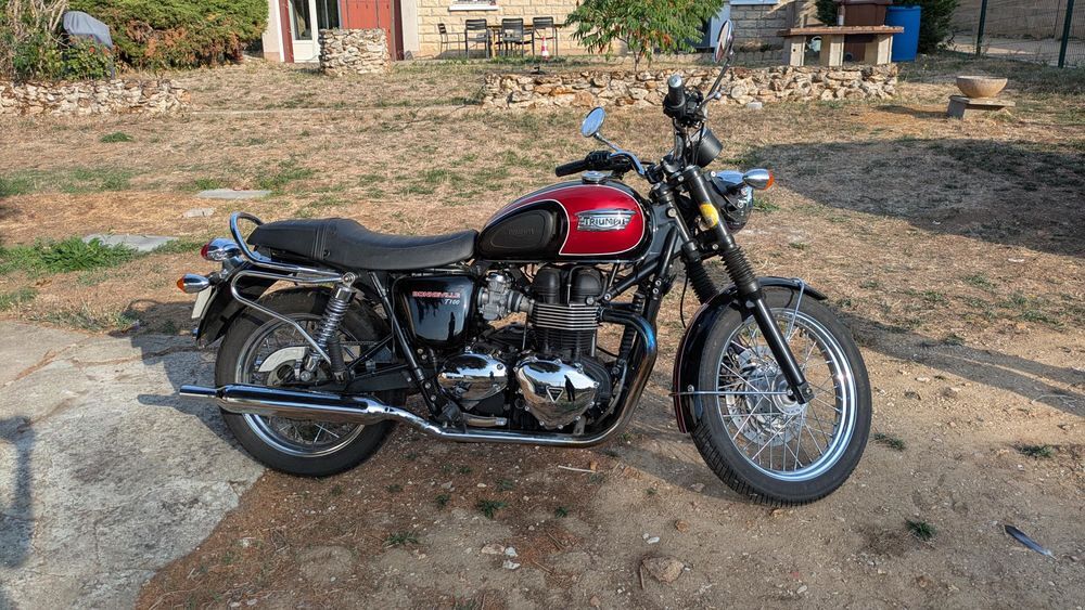 TRIUMPH 2013 occasion 91250 Saintry-sur-Seine