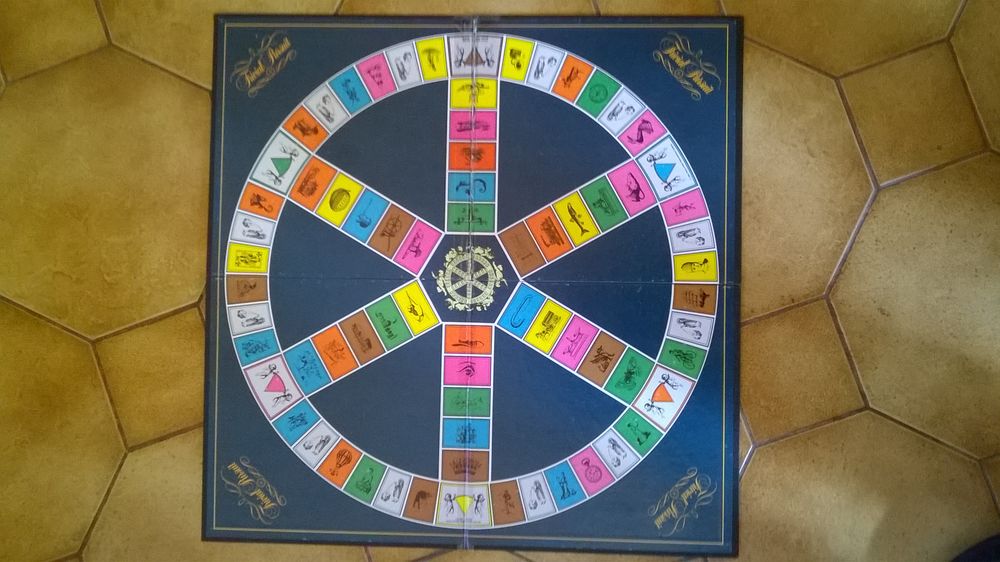 Jeu de TRIVIAL POURSUITE-JUNIORS Jeux / jouets