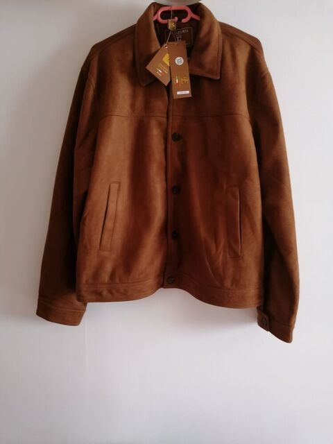 VESTE HOMME IMITATION DAIM LA SARTORIA ITALY NEUVE
Saint-Joachim (44)