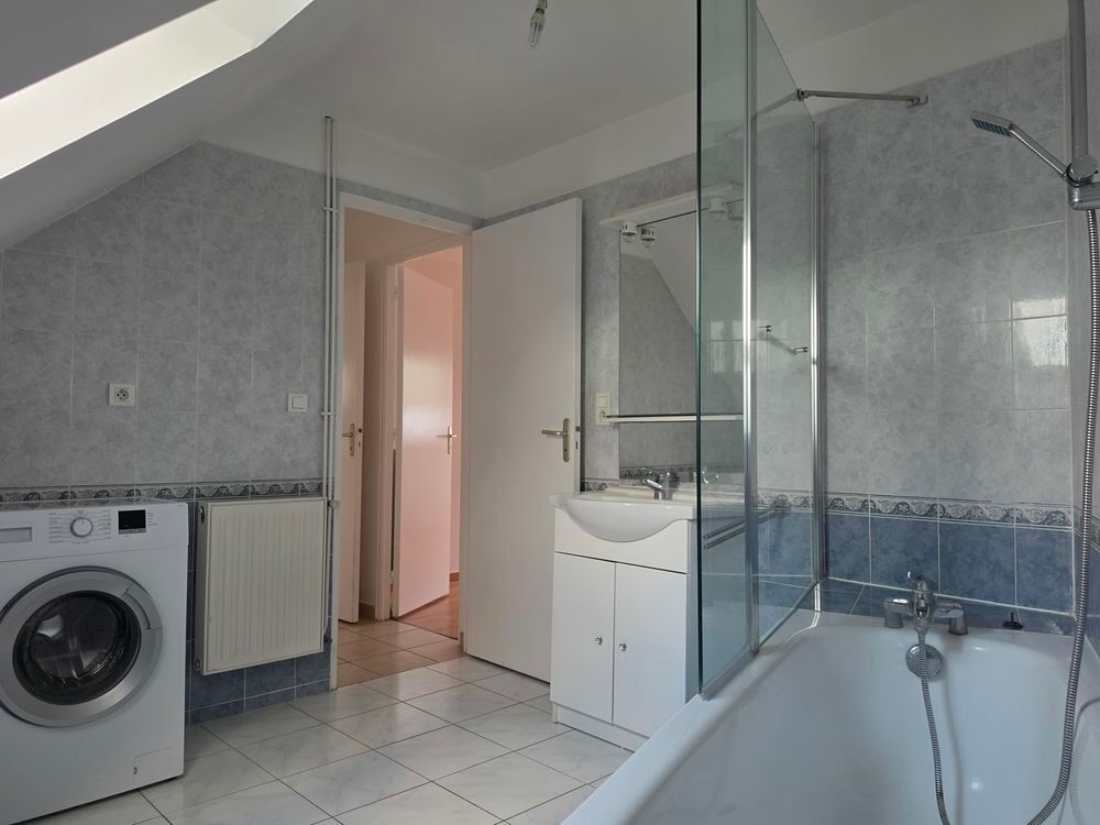 Location Appartement F2 centre-ville , cuisine équipée + place de parking Sens