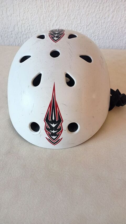 casque   bmx ou neige ''street life '' 
10 Marignane (13)