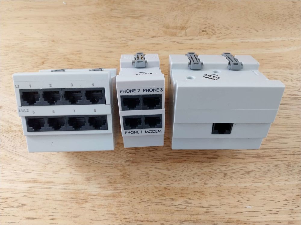 LEGRAND DTI modulaire RJ45 + filtre XDSL + splitter Bricolage