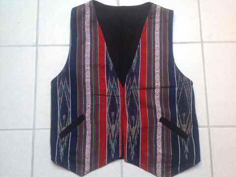 GILET SANS MANCHES � RAYURES MULTICOLORE TAILLE L 20 Tr�gunc (29)