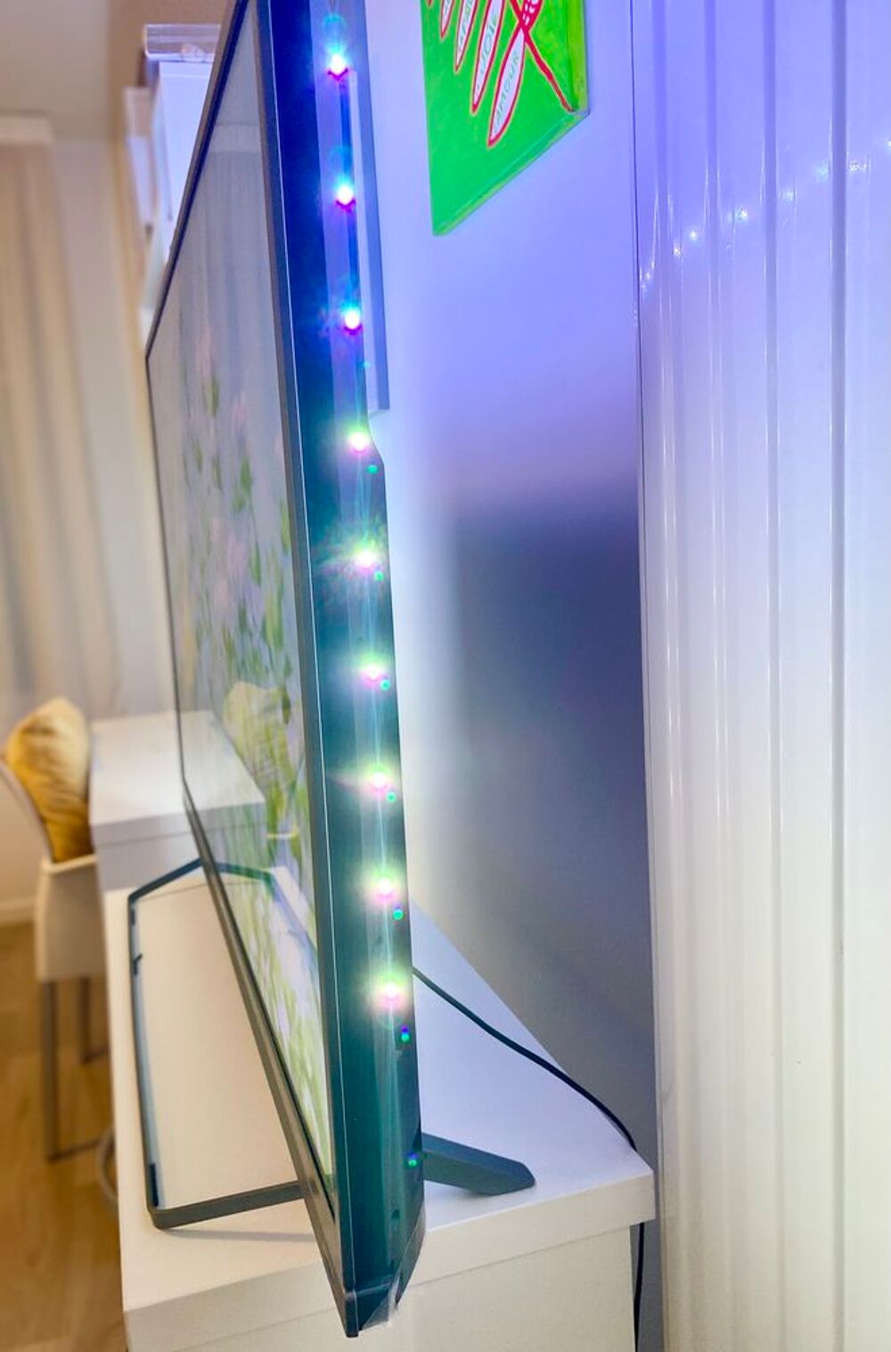 T&eacute;l&eacute;viseur Philips Ambilight ? Tr&egrave;s bon &eacute;tat Photos/Video/TV