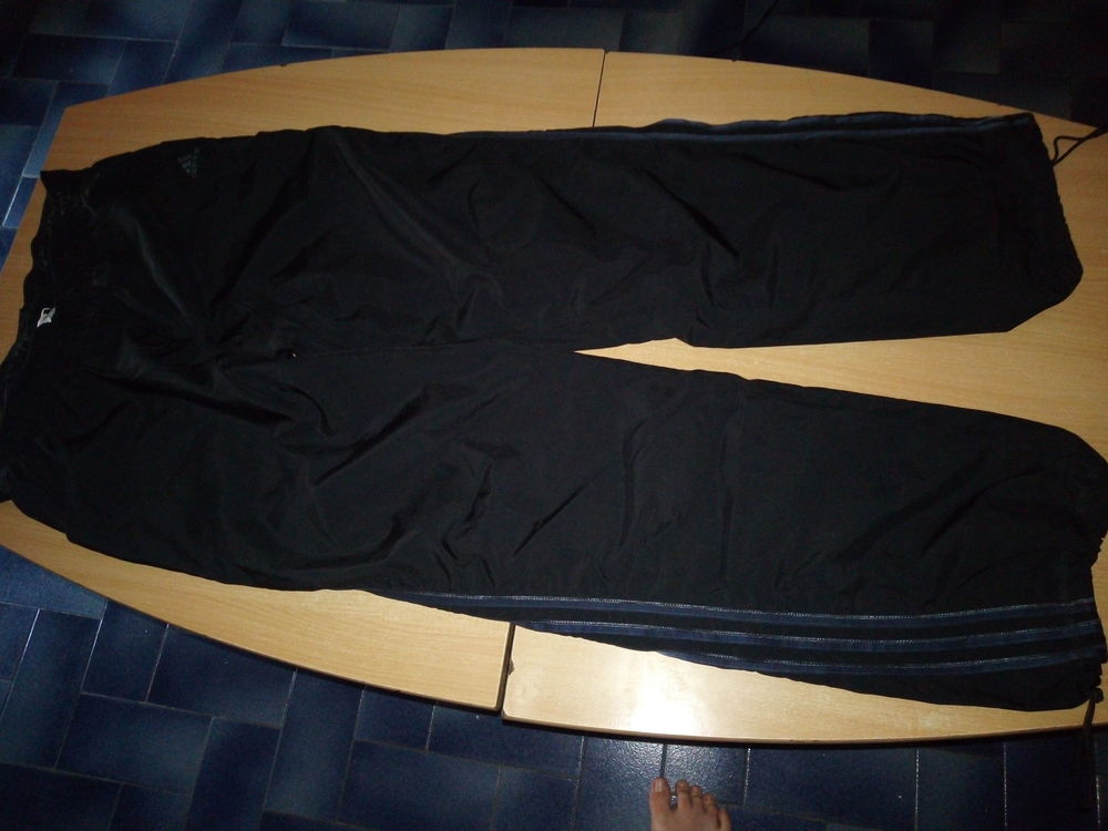 lot v&ecirc;tements sport : adidas, kalenji ... Vêtements