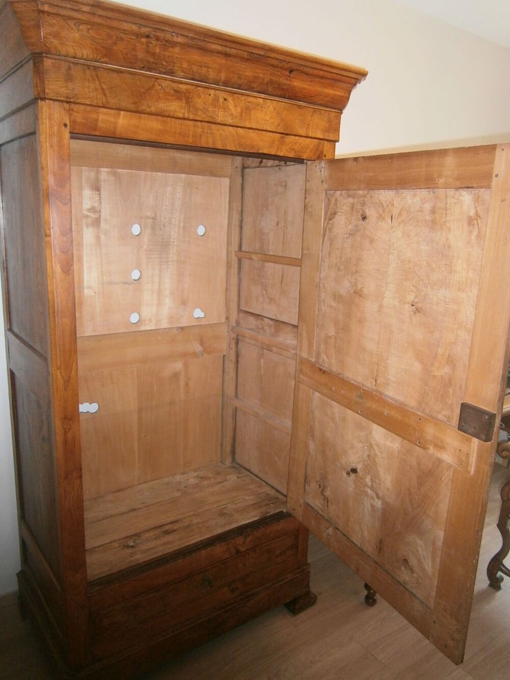 Bonneti&egrave;re ancienne &eacute;poque "LOUISPHILIPPE" Meubles