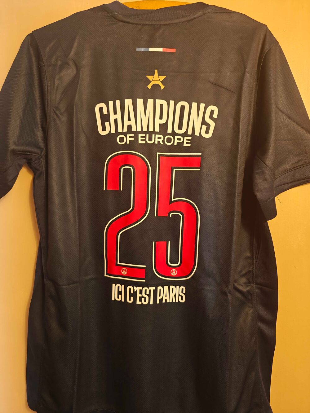 MAILLOT PSG CHAMPIONS OF EUROPE 25 Sports