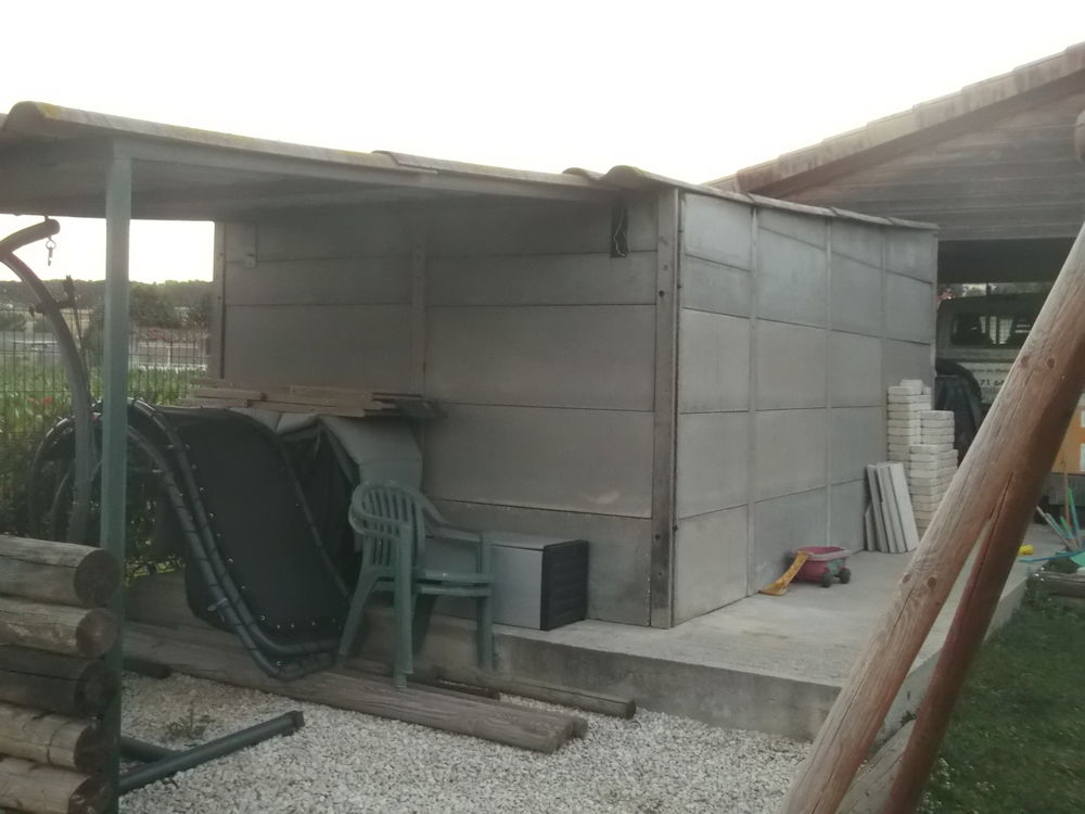 hangard prefabriqu&eacute; Jardin