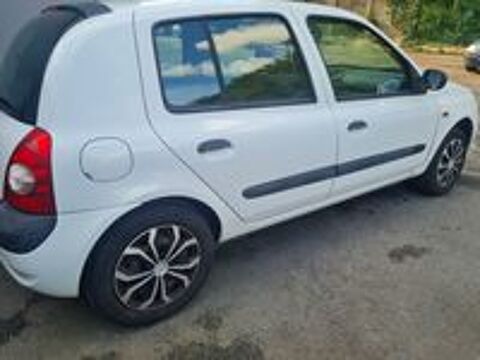 Clio II Clio 1.2 Pack Authentique 2005 occasion 76600 Le Havre